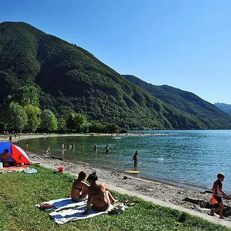 La Piazza Porlezza
